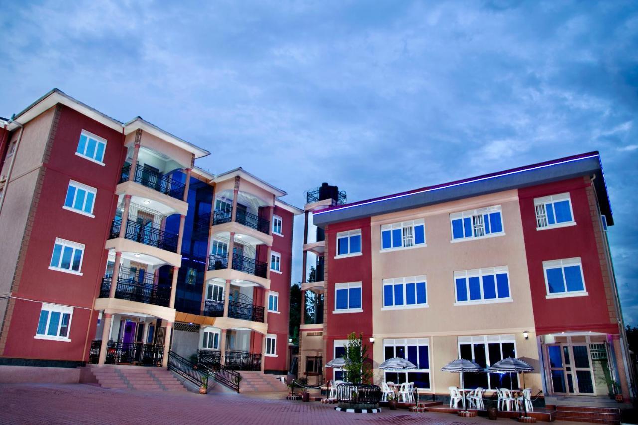 Red Sox Hotel Ltd Καμπάλα Εξωτερικό φωτογραφία