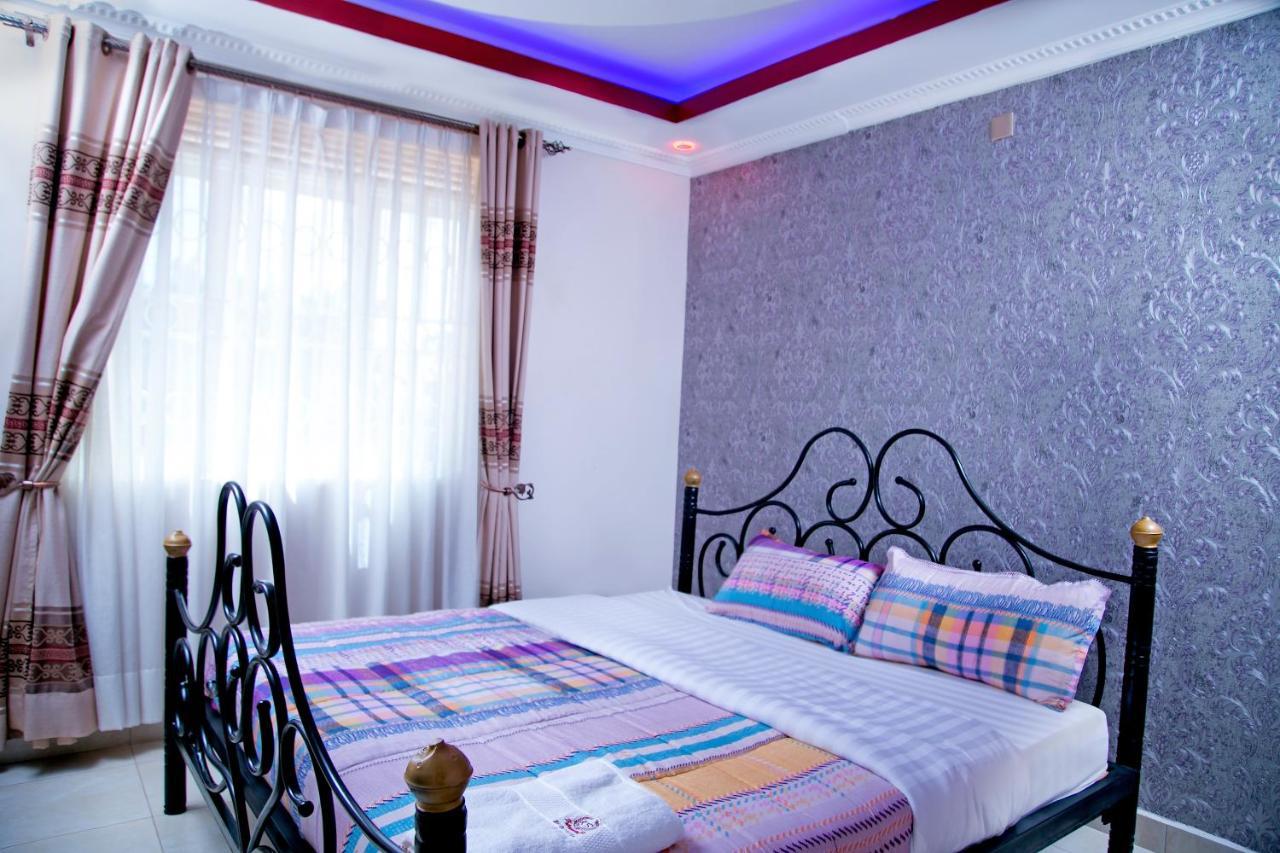 Red Sox Hotel Ltd Καμπάλα Εξωτερικό φωτογραφία