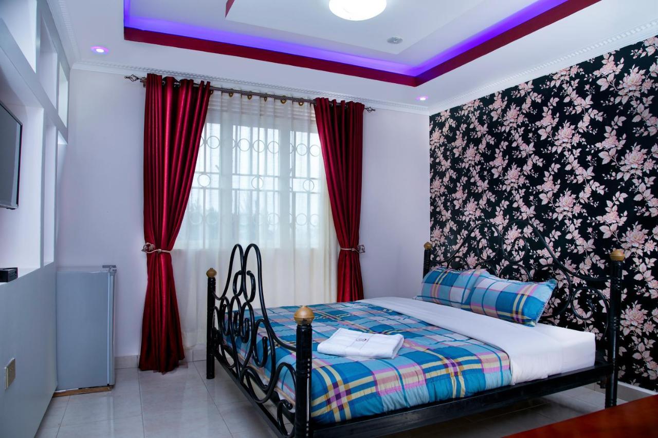 Red Sox Hotel Ltd Καμπάλα Εξωτερικό φωτογραφία