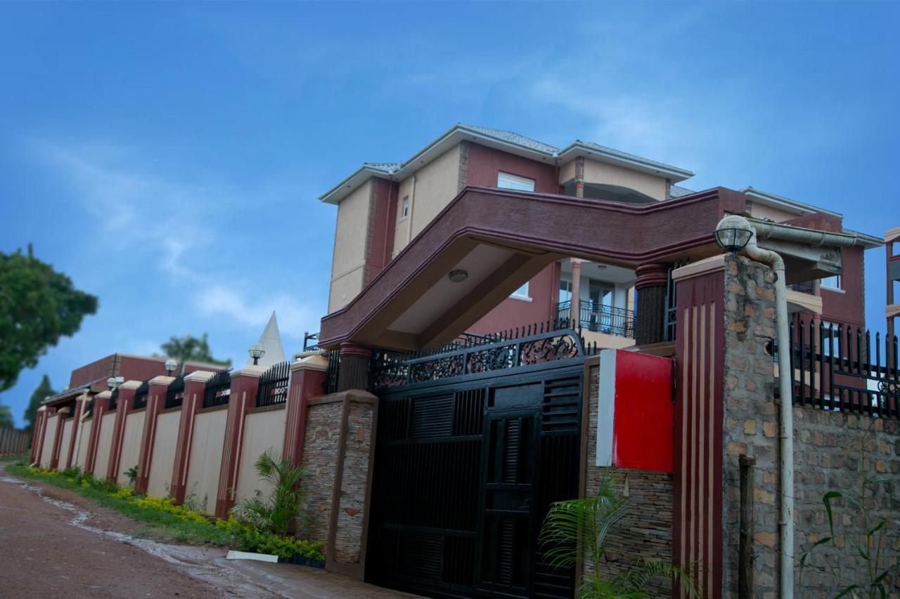 Red Sox Hotel Ltd Καμπάλα Εξωτερικό φωτογραφία