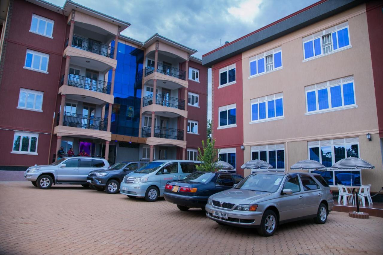 Red Sox Hotel Ltd Καμπάλα Εξωτερικό φωτογραφία